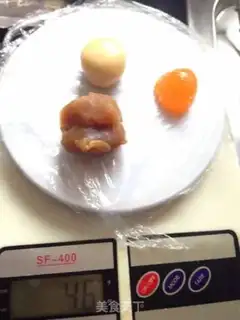 Make A wide moon cake step 4