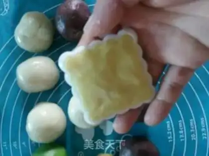 Make Ice mooncake step 8
