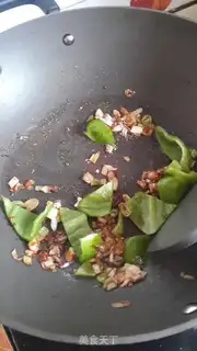 Make Soy fried eggs step 3