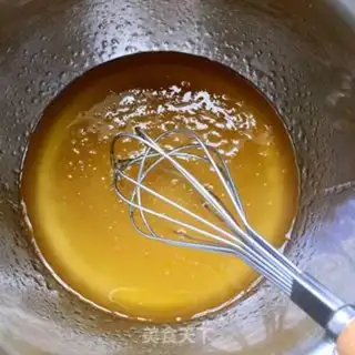 Make A wide moon cake step 1