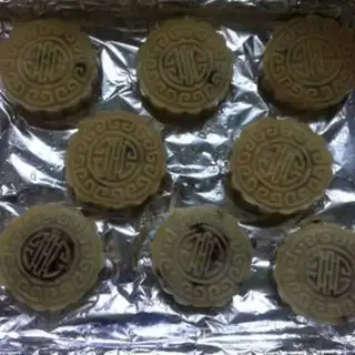 Make Honey version of Mid-Autumn Mooncake step 5