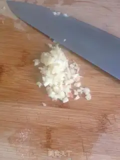 Make Tomato fried eggs step 2
