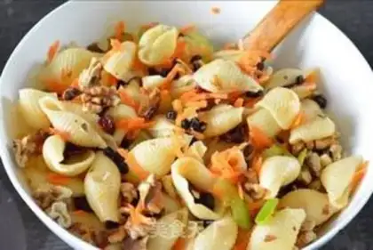 Make Shell salad step 1