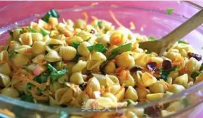 Make Shell salad step 2