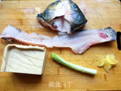 Make Fish tofu soup step 0