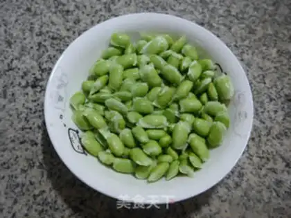 Make Crab soup for beans step 1