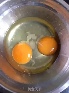 Make Eggs step 1