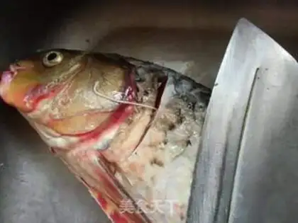 Make Red-burned carp tail step 1