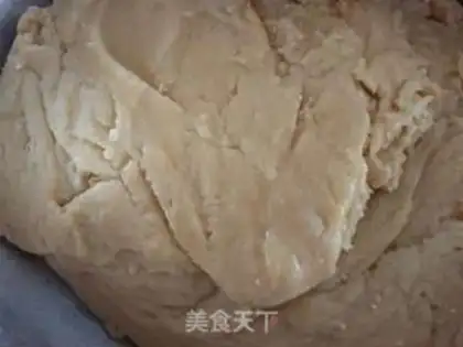 Make A wide moon cake step 3