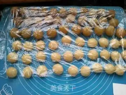 Make A wide moon cake step 10