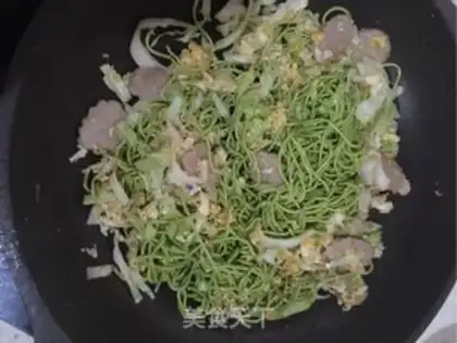 Make Fried noodles step 8
