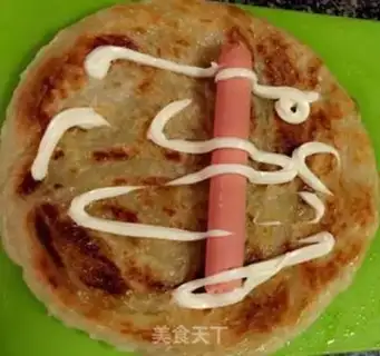 Make Sausage hand grab cake step 5