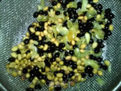 Make Lily Black Soy Soy step 1