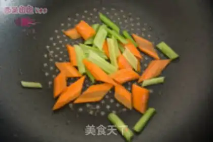 Make Live-water redwood fried step 3