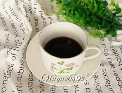 Make Coffee with flowers step 1