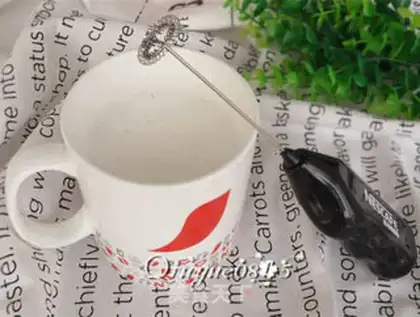 Make Coffee with flowers step 4