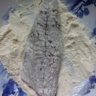 Make Fried mackerel step 3
