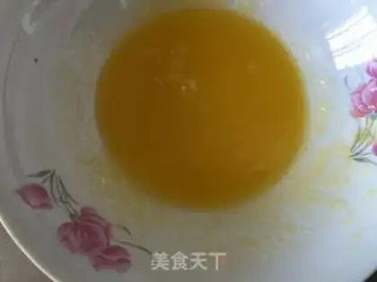 Make Egg yolk ball step 3