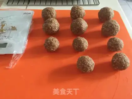 Make A wide range of indo-moon pies step 10
