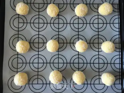 Make Egg yolk ball step 8