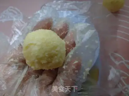 Make Chocolate coconut mooncake step 6