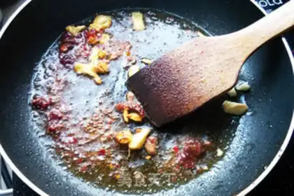 Make Chicken and sea mushrooms step 4