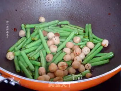 Make Lotus makes beans step 3