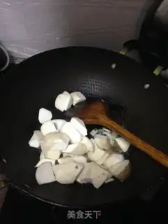 Make Pepper fried abalone mushrooms step 2