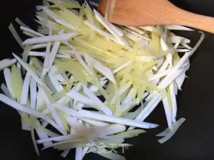 Make Garlic white potatoes step 6