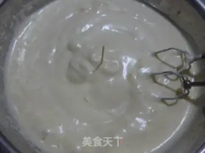 Make Sponge cake with tea and milk step 3