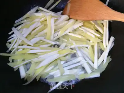 Make Garlic white potatoes step 8