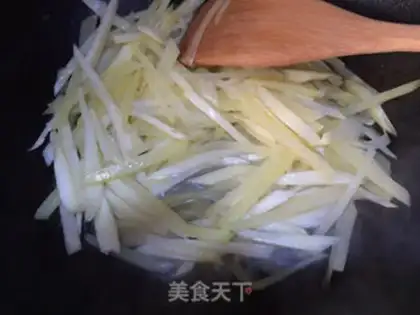 Make Garlic white potatoes step 9