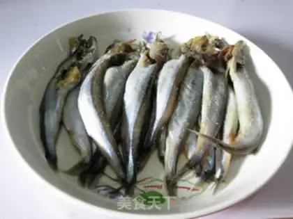 Make Soccer and spring fish step 1