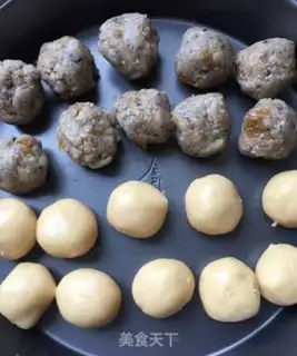 Make Fun moon cake step 2