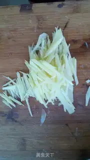 Make Onion sesame potatoes step 0