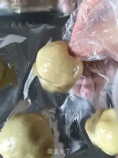 Make Fun moon cake step 5