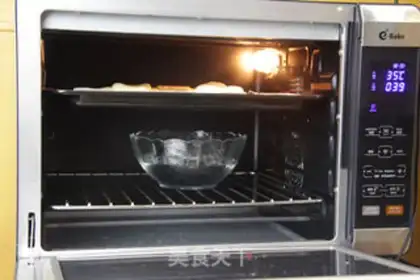 Make Cream roll step 4