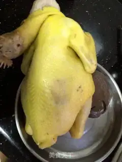Make The yellow and white chicken step 4