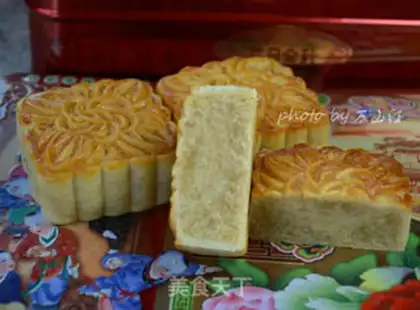 Make Rose-tree mooncake step 19