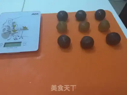 Make Chocolate mooncake step 6