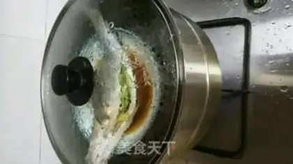 Make Steamed sea bass step 1