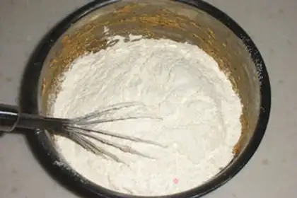 Make Red sugar date mud pound cake step 4