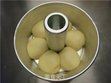 Make Hokkaido flower bread step 14