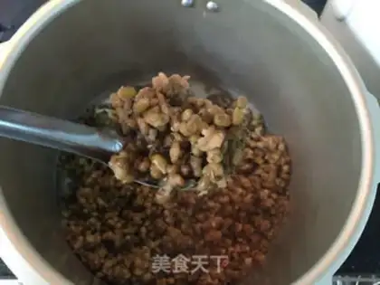 Make Chocolate mooncake step 18