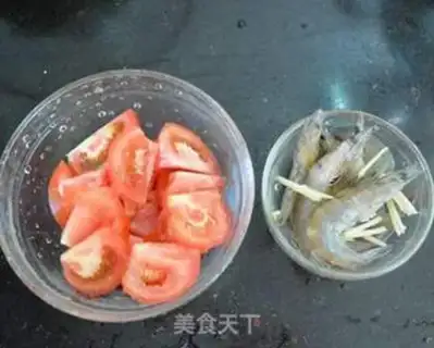 Make The shrimp tomatoes are hanging step 1