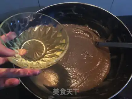 Make Chocolate mooncake step 22