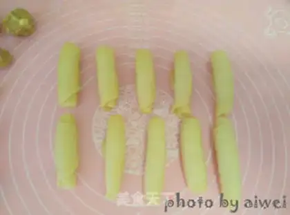 Make The date-measure mooncake step 6
