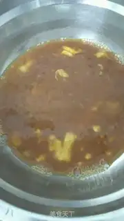 Make Scrambled eggs step 2