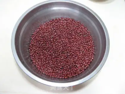 Make Red Bean Sand rose pie step 0