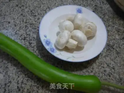 Make Mushrooms boil and bloom at night step 0